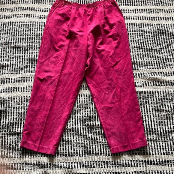 Alfred Dunner Pants - Alfred Dunner Size 16 Hot Pink Suede Capri Ankle Pants Comfort pants
